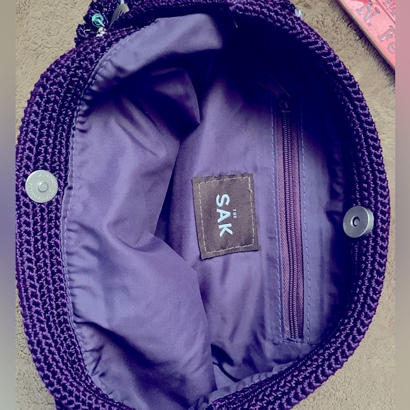 The Sak Vintage Crochet Handbag - Picture 5 of 11